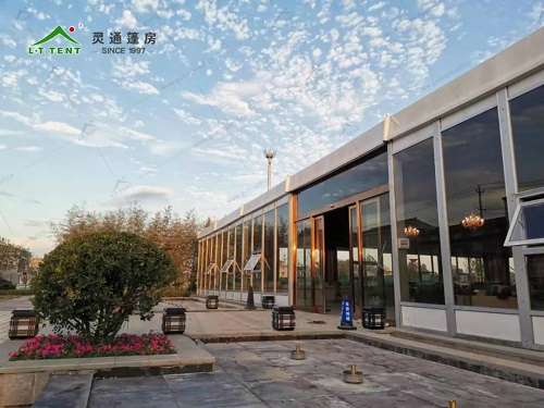 灵通篷房为售楼处搭建绿色临时售楼中心 灵通篷房为售楼处搭建绿色临时售楼中心