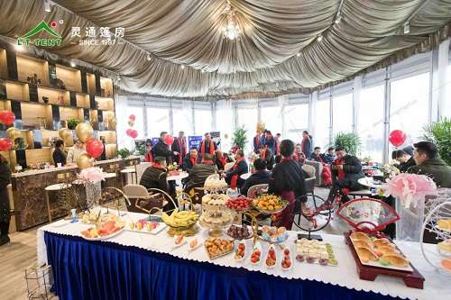 灵通篷房为河南商丘售楼处搭建绿色临时售楼中心 灵通篷房为河南商丘售楼处搭建绿色临时售楼中心